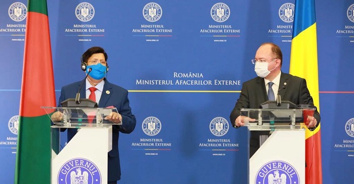 Romania is donating 200,000 Astrazeneca vaccines
