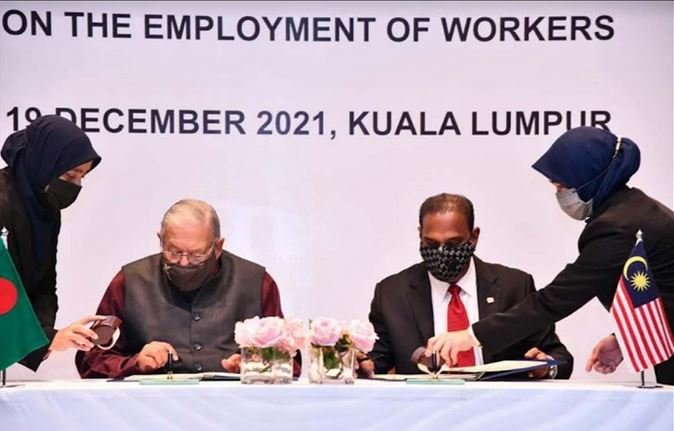 Bangladesh-Malaysia sign MoU on workers recruitment