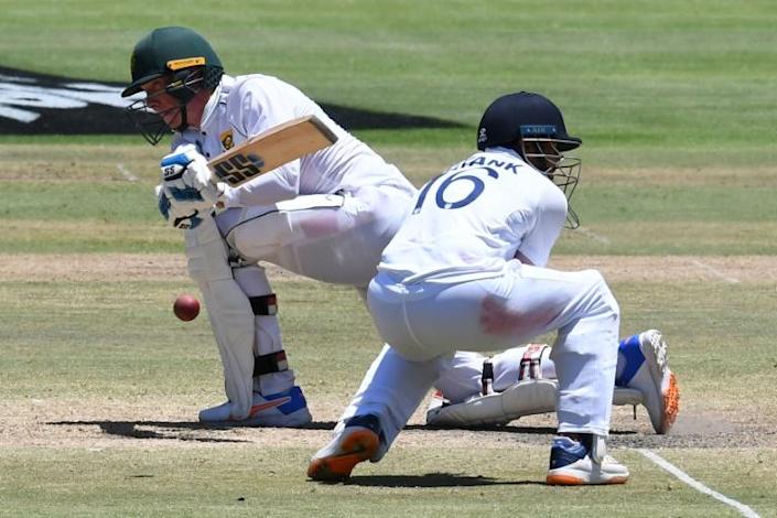 South Africa close in on series win over India